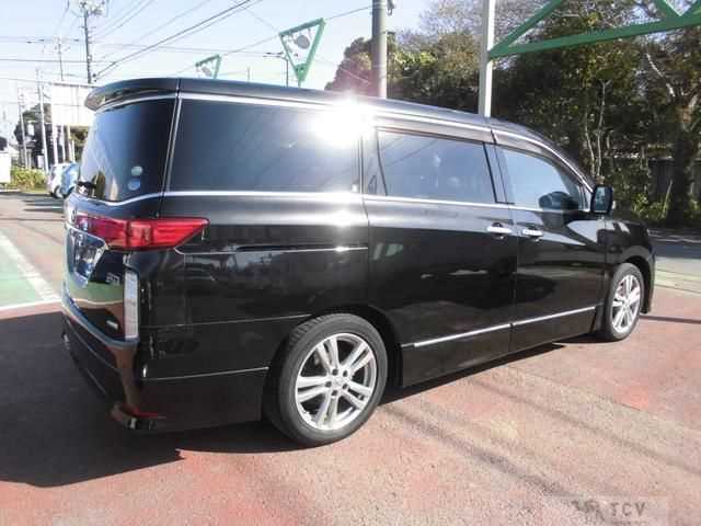 2010 Nissan Elgrand