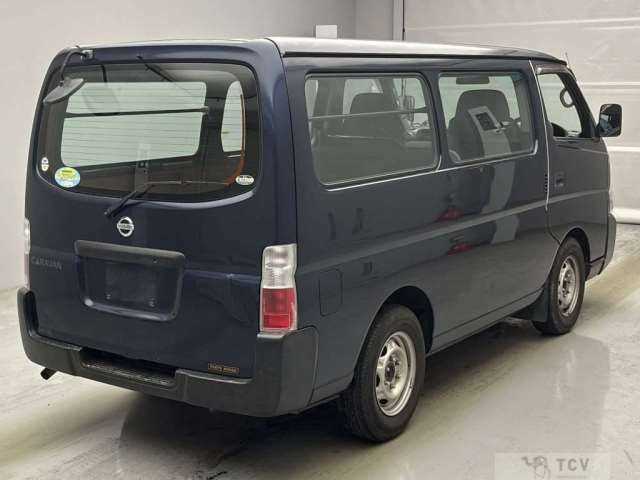 2004 Nissan Caravan