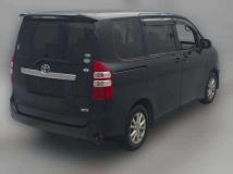 2013 Toyota Noah