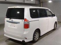 2008 Toyota Noah