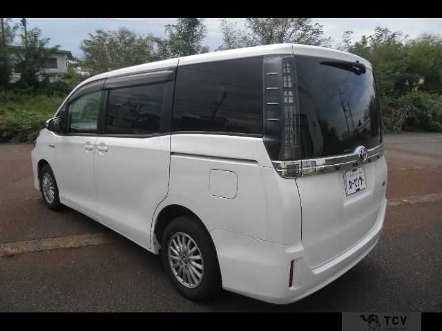 2015 Toyota Voxy