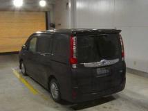 2015 Toyota Noah