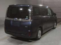 2014 Toyota Voxy