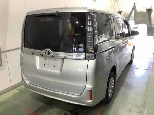 2015 Toyota Voxy