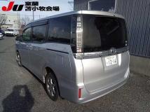2015 Toyota Voxy