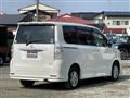 2010 Toyota Noah