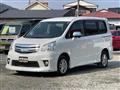 2010 Toyota Noah