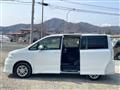 2010 Toyota Noah