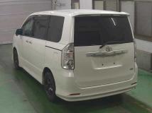 2009 Toyota Voxy
