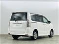 2009 Toyota Voxy