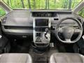 2013 Toyota Voxy