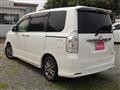 2011 Toyota Voxy