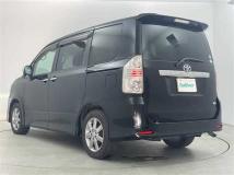 2009 Toyota Voxy