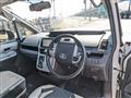 2012 Toyota Voxy