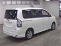 2008 Toyota Voxy