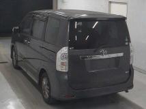 2012 Toyota Voxy