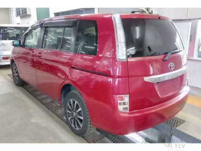 2012 Toyota Isis