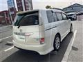 2013 Toyota Isis