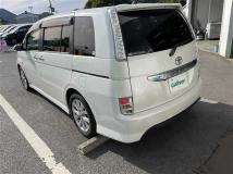 2013 Toyota Isis
