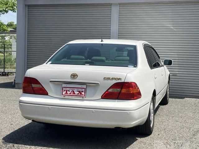 2002 Toyota Celsior