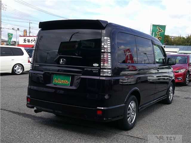 2004 Honda Step WGN