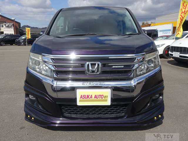 2013 Honda Step WGN
