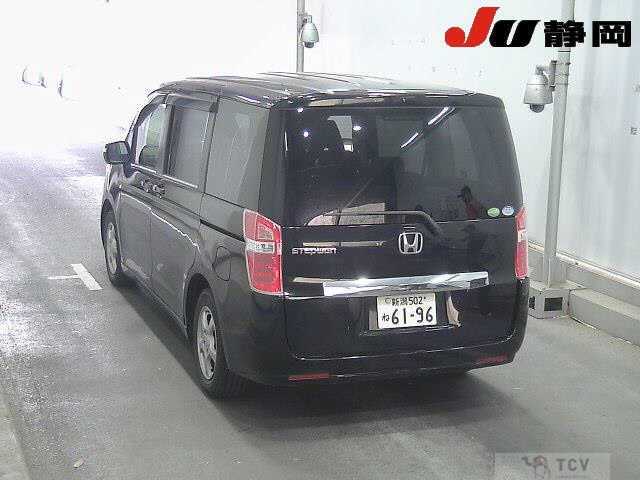 2013 Honda Step WGN
