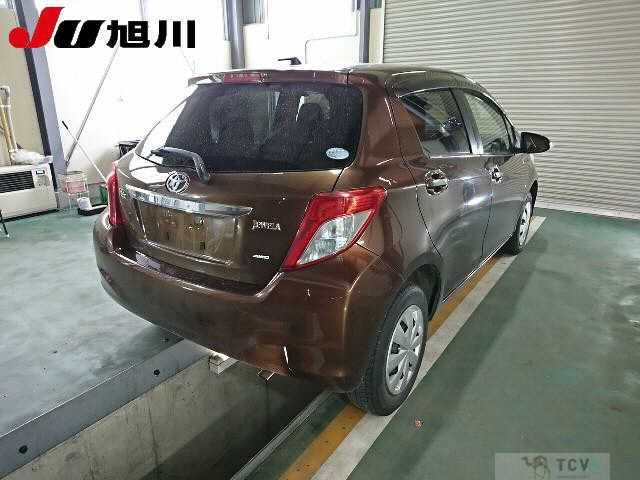 2013 Toyota Vitz