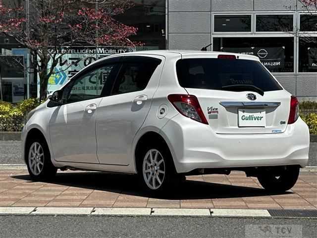 2013 Toyota Vitz