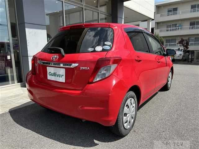2011 Toyota Vitz