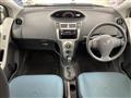 2006 Toyota Vitz