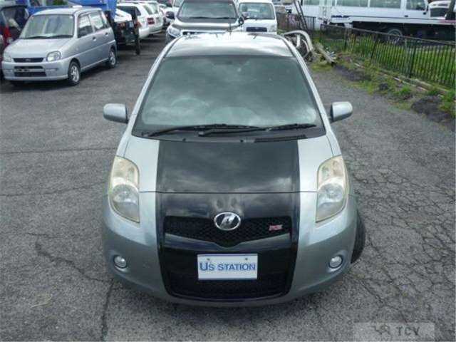 2005 Toyota Vitz