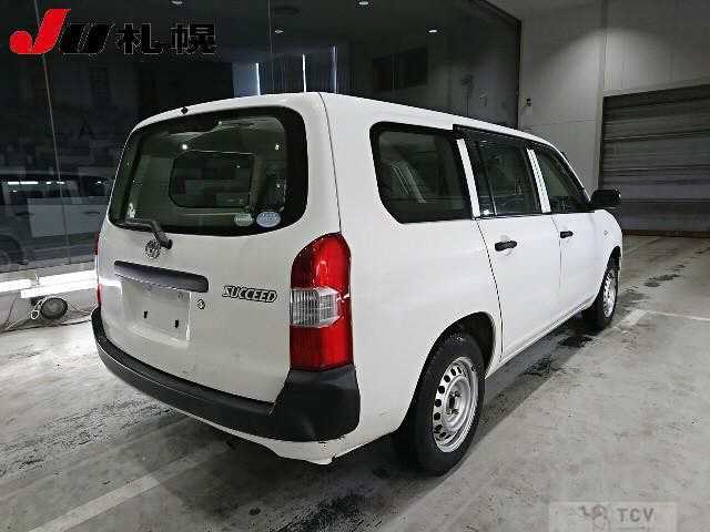 2015 Toyota Succeed Van