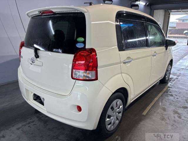 2013 Toyota Porte