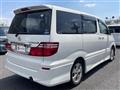 2005 Toyota Alphard