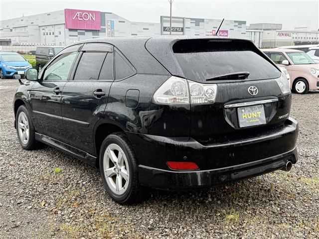 2003 Toyota Harrier