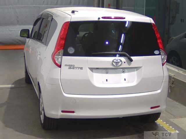 2011 Toyota Passo Sette
