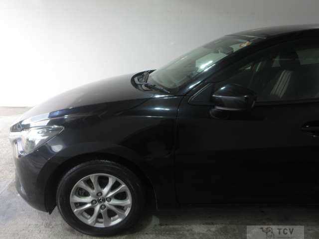 2016 Mazda Demio