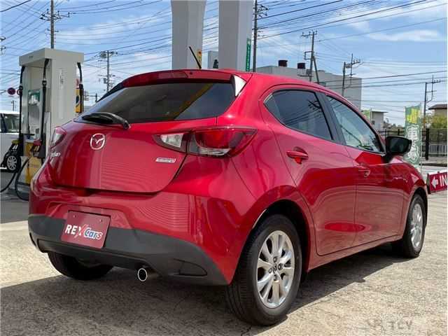2015 Mazda Demio