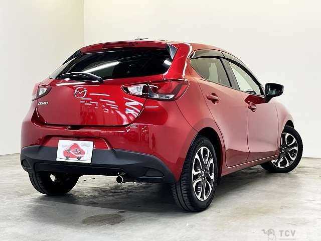2015 Mazda Demio