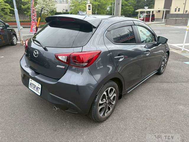 2015 Mazda Demio