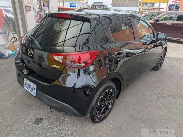 2015 Mazda Demio