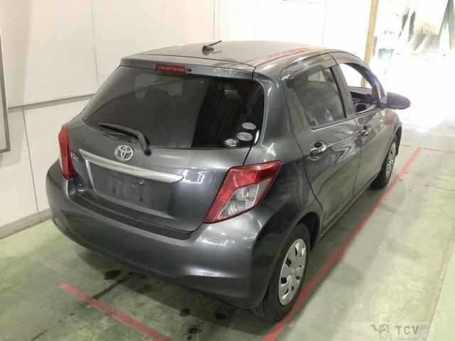 2011 Toyota Vitz