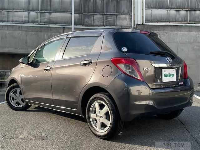 2011 Toyota Vitz
