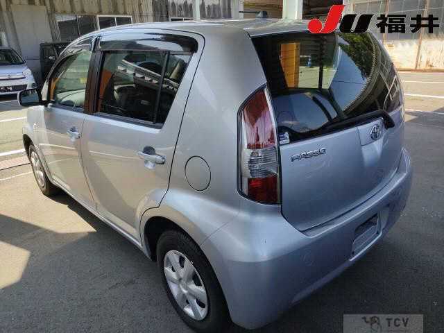 2005 Toyota Passo