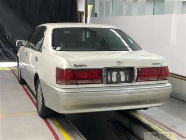 2003 Toyota Crown