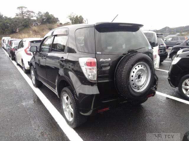 2009 Toyota Rush