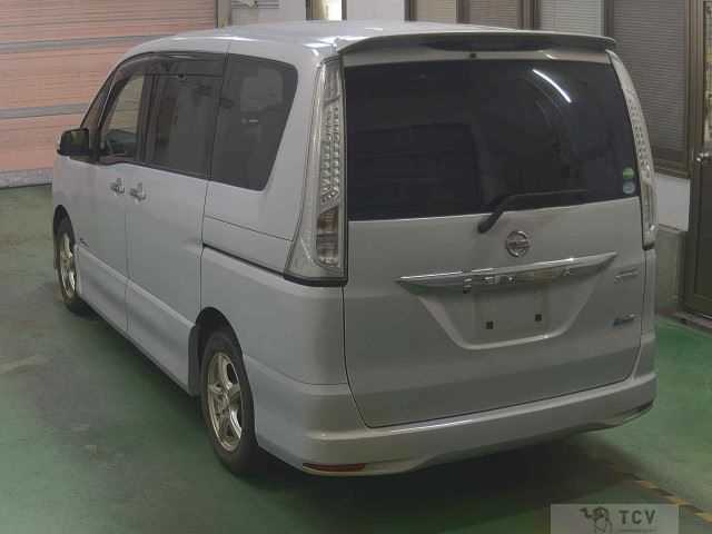 2012 Nissan Serena