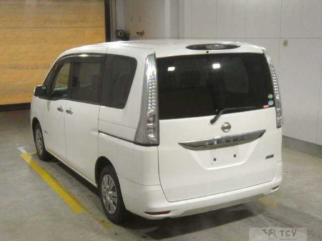 2015 Nissan Serena