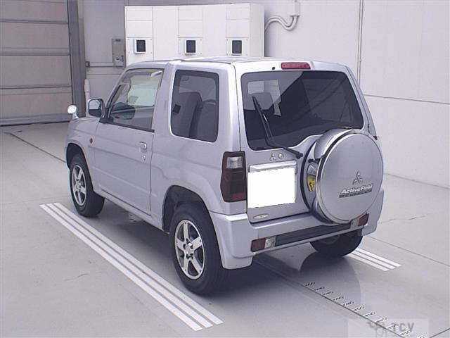 2007 Mitsubishi Pajero Mini